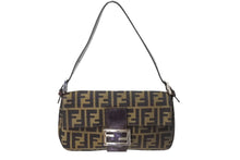 画像をギャラリービューアに読み込む, FENDI フェンディ マンマバケット ワンショルダーバッグ ズッカ柄 コットンキャンバス レザー シルバー金具 ブラウン 美品 中古 67371 