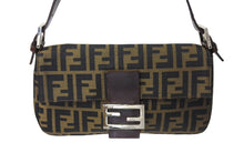 画像をギャラリービューアに読み込む, FENDI フェンディ マンマバケット ワンショルダーバッグ ズッカ柄 コットンキャンバス レザー シルバー金具 ブラウン 美品 中古 67371 
