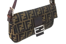 画像をギャラリービューアに読み込む, FENDI フェンディ マンマバケット ワンショルダーバッグ ズッカ柄 コットンキャンバス レザー シルバー金具 ブラウン 美品 中古 67371 
