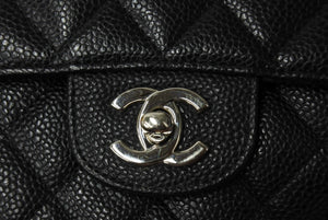 極美品 CHANEL シャネル Wフラップ 25 ショルダーバッグ キャビアスキン 13番台 マトラッセ シルバー金具 ブラック 中古 67377