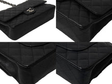 Load image into Gallery viewer, 極美品 CHANEL シャネル Wフラップ 25 ショルダーバッグ キャビアスキン 13番台 マトラッセ シルバー金具 ブラック 中古 67377
