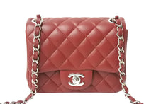Load image into Gallery viewer, 極美品 CHANEL シャネル ミニマトラッセ チェーンショルダーバッグ ダークレッド ココマーク 28番台 レザー シルバー金具 中古 67379