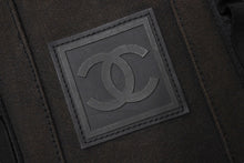 Load image into Gallery viewer, CHANEL シャネル スポーツライン リュック バックパック ココマーク 8番台 キャンバス カーキ ブラック 良品 中古 67384