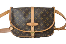 Load image into Gallery viewer, LOUIS VUITTON ルイヴィトン モノグラム ソミュールMM ショルダーバッグ ブラウン 斜め掛け M40710 美品 中古 67388