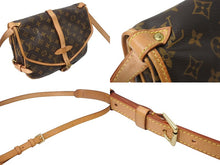 Load image into Gallery viewer, LOUIS VUITTON ルイヴィトン モノグラム ソミュールMM ショルダーバッグ ブラウン 斜め掛け M40710 美品 中古 67388