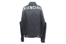 Load image into Gallery viewer, BALENCIAGA バレンシアガ デニムジャケット ロゴ ラインストーン 571449 TEW05 イタリア製 コットン ブラック サイズ34 美品 中古 67393