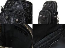 Load image into Gallery viewer, 極美品 BALENCIAGA バレンシアガ ルカゴール ショルダーバッグ メンズバッグ 742015 ブラック シルバー金具 中古 67401