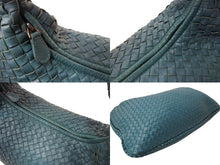 Load image into Gallery viewer, BOTTEGAVENETA ボッテガヴェネタ イントレチャート ショルダーバッグ ホーボー 115654 V0016 3872 グリーン 美品 中古 67410