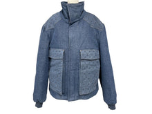 Load image into Gallery viewer, LOUISVUITTON ルイヴィトン モノグラム パデッド パファー デニムジャケット インディゴ ブルー 23SS サイズ52 美品 中古 67429