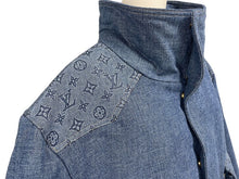 Load image into Gallery viewer, LOUISVUITTON ルイヴィトン モノグラム パデッド パファー デニムジャケット インディゴ ブルー 23SS サイズ52 美品 中古 67429