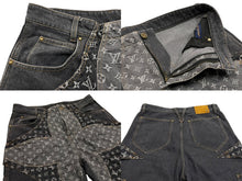 Load image into Gallery viewer, LouisVuitton ルイヴィトン モノグラムフラワーデニムパンツ ジーンズ 23AW RM232 Y92 HPD92W ブラック コットン 美品 中古 67444
