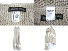 Load image into Gallery viewer, 極美品 ChromeHearts クロムハーツ SCARF FRNGD HNDKNT CEM クロスパッチ付きカシミヤマフラー ベージュ調 中古 67451