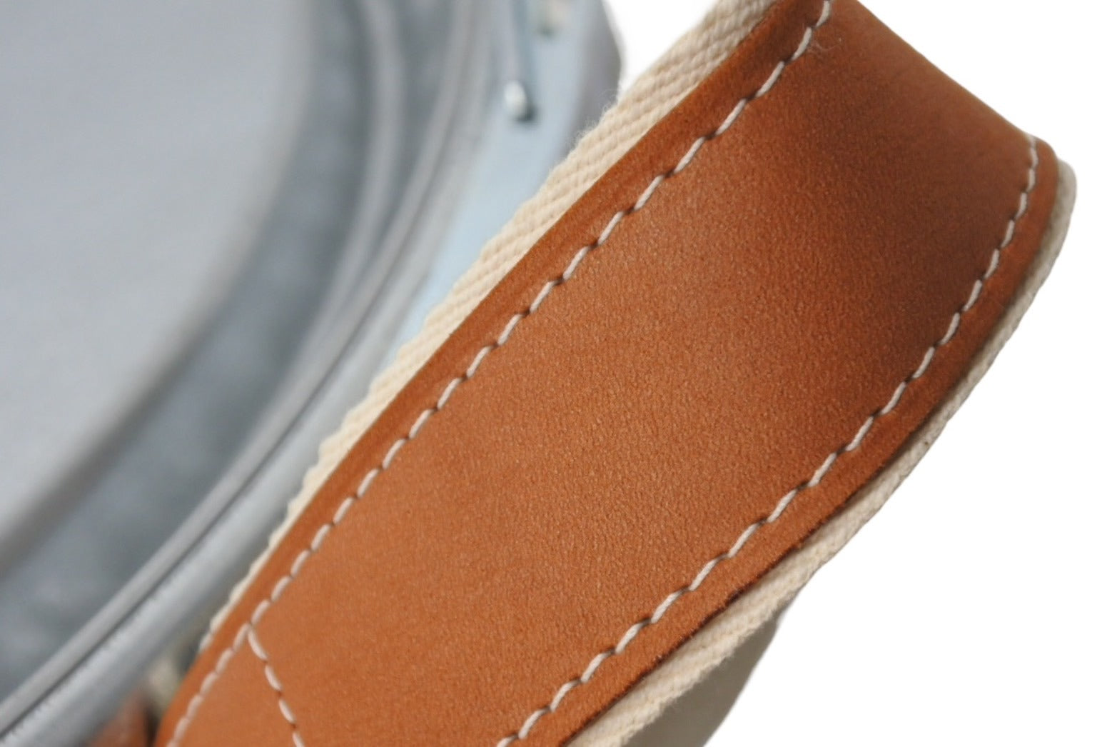 HERMES - 極美品 HERMES エルメス サドルボックス スモール 馬具缶 馬具入れ メタル ブライドルレザー キャンバス ネイビー 中古 67478 極美品 HERMES エルメス サドルボックス スモール 馬具缶 馬具