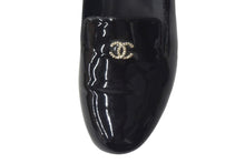 Load image into Gallery viewer, CHANEL シャネル ローファ 靴 オペラシューズ フェイクパール ココマーク G30757 パテントレザー 36C G30757 美品 中古 67480