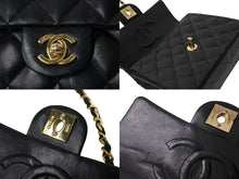 Load image into Gallery viewer, CHANEL シャネル チェーンショルダーバッグ 8番台 ミニマトラッセ ラムスキン ゴールド金具 ブラック 美品 中古 67541