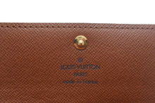 Load image into Gallery viewer, 極美品 LOUIS VUITTON ルイヴィトン キーケース ミュルティクレ 6 M62630 モノグラムキャンバス ゴールド金具 ブラウン 中古 67550