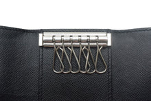 Load image into Gallery viewer, 極美品 LOUIS VUITTON ルイヴィトン ミュルティクレ6 ダミエグラフィット キーケース6 シルバー金具 ブラック 中古 67551