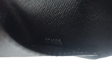 Load image into Gallery viewer, 極美品 LOUIS VUITTON ルイヴィトン ミュルティクレ6 ダミエグラフィット キーケース6 シルバー金具 ブラック 中古 67551