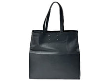 Load image into Gallery viewer, Masion martin margiela メゾン マルタン マルジェラ トートバッグ レザー シルバー金具 ブラック 美品 中古 67569