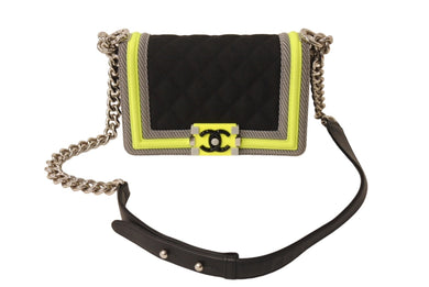極美品 CHANEL シャネル マトラッセ ボーイシャネル チェーンウォレットショルダーバッグ 22番台 ファブリックメッシュ 中古 67575