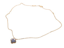 Load image into Gallery viewer, 極美品 VanCleef &amp; Arpels ヴァンクリーフ＆アーペル ヴィンテージアルハンブラ シェル ネックレス Au750 ゴールド VCARA45800 中古 67595