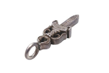 Load image into Gallery viewer, CHROME HEARTS クロムハーツ 1ダブルダガー ペンダント シルバーネックレストップ シルバー925 22.3g 美品 中古 67603