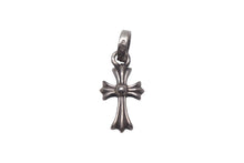 Load image into Gallery viewer, CHROME HEARTS クロムハーツ ベイビーファット サファイア クロスチャーム ペンダントトップ シルバー 美品 中古 67620