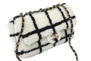 極美品 CHANEL シャネル チェーンショルダーバッグ ムートン AS2754 2021AW ボーダー ホワイト ブラック ゴールド金具 中古 67633