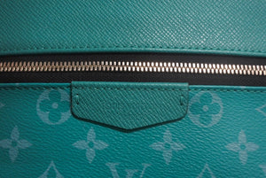 極美品 Louis Vuitton ルイヴィトン リュック バックパック タイガラマ ディスカバリー グリーン M30227 中古 4c067685