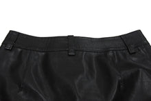 Load image into Gallery viewer, CHROME HEARTS クロムハーツ スカート クロスボタン ダガージップ レザー シルバー金具 ブラック 美品 中古 67704