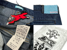 Load image into Gallery viewer, 新品未使用 BILLIONAIREBOYSCLUB ビリオネアボーイズクラブ ICECREAM アイスクリーム 2WAYWASHEDDENIM CARGOPANTS サイズM ブルー 67739