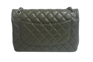極美品 CHANEL シャネル マトラッセ30 チェーンショルダーバッグ 14番台 キャビアスキン Wフラップ カーキ シルバー金具 中古 4c067867