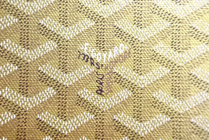 Like new GOYARD Minaudière Trunk Bag MINA55PMLTY60CL60O Gold PVC Leather with Gold Hardware Pre-owned Item 4c067869 