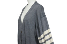 画像をギャラリービューアに読み込む, THOM BROWNE トムブラウン MKC002A00014038 ミディアムグレー メリノウール ニット 4-Bar クラシック Vネックカーディガン グレー サイズ5 美品 中古 4c067914