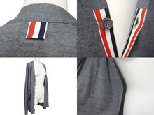 画像をギャラリービューアに読み込む, THOM BROWNE トムブラウン MKC002A00014038 ミディアムグレー メリノウール ニット 4-Bar クラシック Vネックカーディガン グレー サイズ5 美品 中古 4c067914