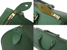 Load image into Gallery viewer, LOUIS VUITTON ルイヴィトンM43004 スピーディ30 ハンドバッグ カバン エピ グリーン レザー 美品 中古 4c068062