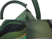 Load image into Gallery viewer, LOUIS VUITTON ルイヴィトンM43004 スピーディ30 ハンドバッグ カバン エピ グリーン レザー 美品 中古 4c068062