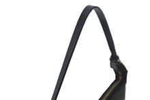 Load image into Gallery viewer, LOUIS VUITTON ルイヴィトン ポシェット アクセソワール アクセサリーポーチ エピ M52942 ブラック ゴールド金具 美品 中古 4c068149