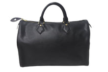 Load image into Gallery viewer, LOUIS VUITTON ルイヴィトン スピーディ30 エピ 新型 M59032 ハンドバッグ ブラック ロゴ 鞄 美品 中古 4c068150