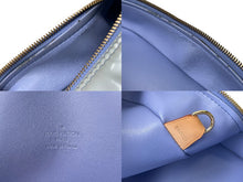 Load image into Gallery viewer, LOUIS VUITTON ルイヴィトン トンプキンス スクエア ハンドバッグ M91150 モノグラムヴェルニ レザー ブルー 美品 中古 4c068156