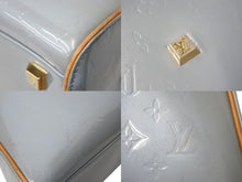 Load image into Gallery viewer, LOUIS VUITTON ルイヴィトン トンプキンス スクエア ハンドバッグ M91150 モノグラムヴェルニ レザー ブルー 美品 中古 4c068156