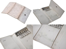 Load image into Gallery viewer, GOYARD ゴヤール ヘリンボーン柄 6連 キーケース ホワイト 白 PVC ロゴ 小物 鍵 中古 4c068207