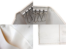 Load image into Gallery viewer, GOYARD ゴヤール ヘリンボーン柄 6連 キーケース ホワイト 白 PVC ロゴ 小物 鍵 中古 4c068207