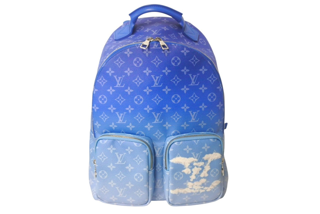 新品同様 LOUIS VUITTON ルイヴィトン バックパック マルチポケット M45441 モノグラムクラウズキャンバス ブルー 中古 4c068375