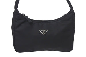 PRADA プラダ ワンショルダーバッグ ハンドバッグ トライアングルロゴ イタリア製 ナイロン ブラック 美品 中古 4c068514 