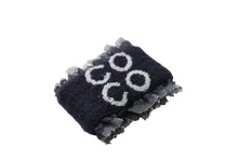 Load image into Gallery viewer, CHANEL シャネル ココマーク COCO リストバンド ブレスレット レース ネイビー ホワイト 美品 中古 4c068550