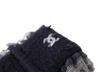 Load image into Gallery viewer, CHANEL シャネル ココマーク COCO リストバンド ブレスレット レース ネイビー ホワイト 美品 中古 4c068550