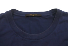 Load image into Gallery viewer, LOUISVUITTON ルイヴィトン ガストンVパッチTシャツ RM121 コットン ネイビー ホワイト レッド レッド サイズXL 美品 中古 4c068555