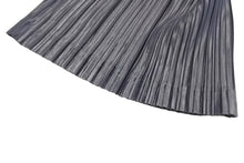 画像をギャラリービューアに読み込む, 極美品 PLEATS PLEASE ISSEY MIYAKE プリーツプリーズ イッセイミヤケ 16AW MONTHLY プリーツ パンツ PP63-JF222 シルバー サイズ3 中古 4c068559