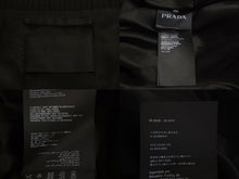 画像をギャラリービューアに読み込む, 極美品 PRADA プラダ MA-1 ナイロンジャケット トライアングルロゴ 15年 UGY163 ルーマニア製ナイロン ブラック サイズ44 中古 4c068560 